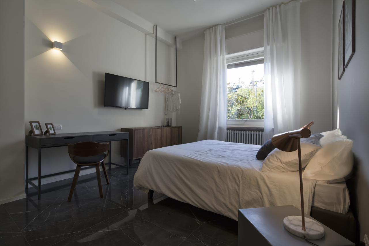 Suite Vogue Stazione Voghera Ngoại thất bức ảnh